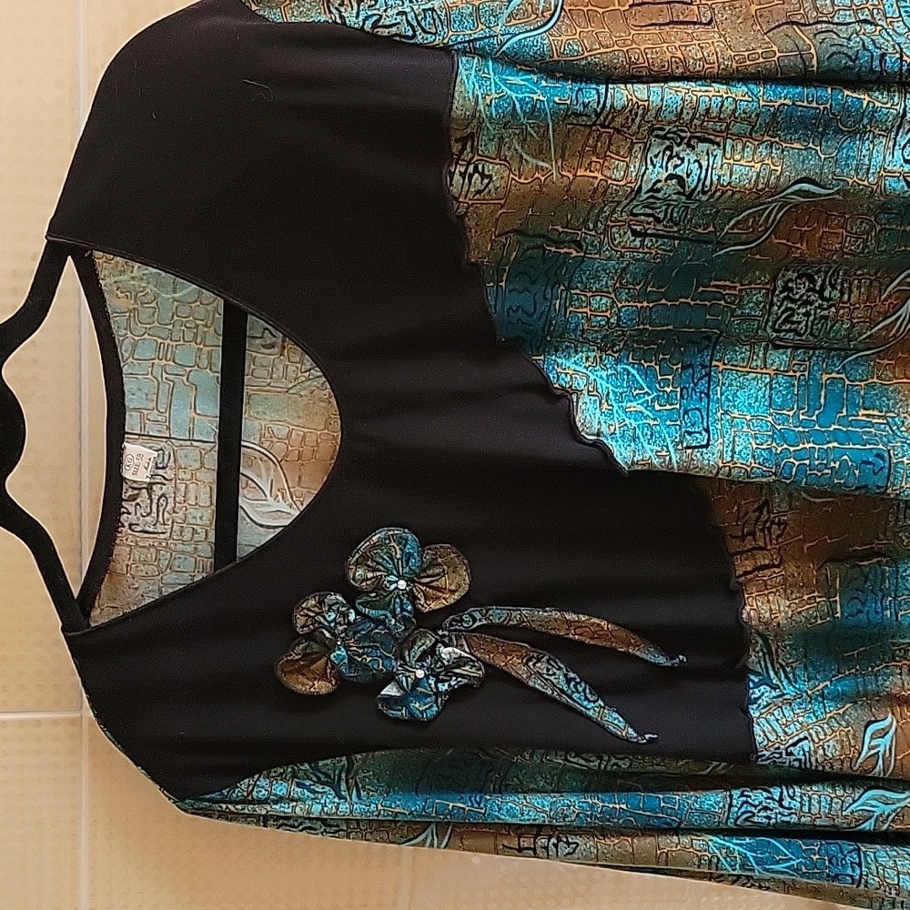 Cotton Blouse with Decorative Flowers